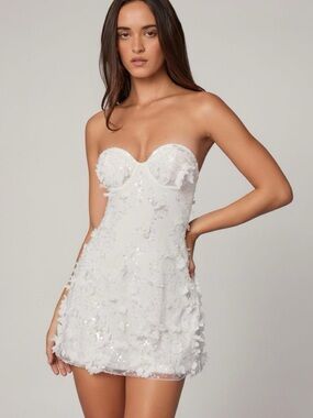 Oh Polly Edita Floral Appliqué Mini Dress in White